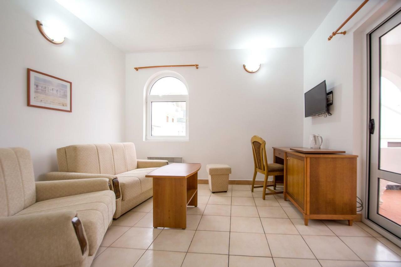 Apartments & Rooms Nikolic Budva Exterior photo